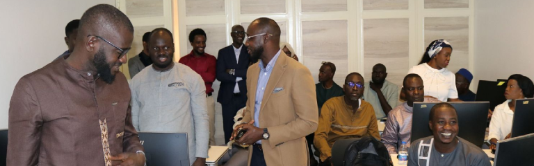 Visite du Directeur général du CNFPLF aux équipes en formation sur la paie DTAI.